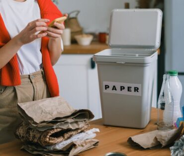 В Калгари работают 11 бесплатных пунктов приёма опасных бытовых отходов
