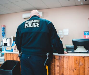 Министр Британской Колумбии поблагодарила полицейских в Неделю полиции
